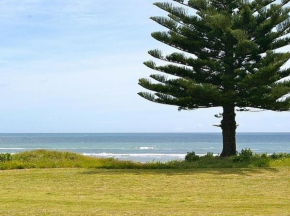 Ocean Bach - Ohope Beach Bach